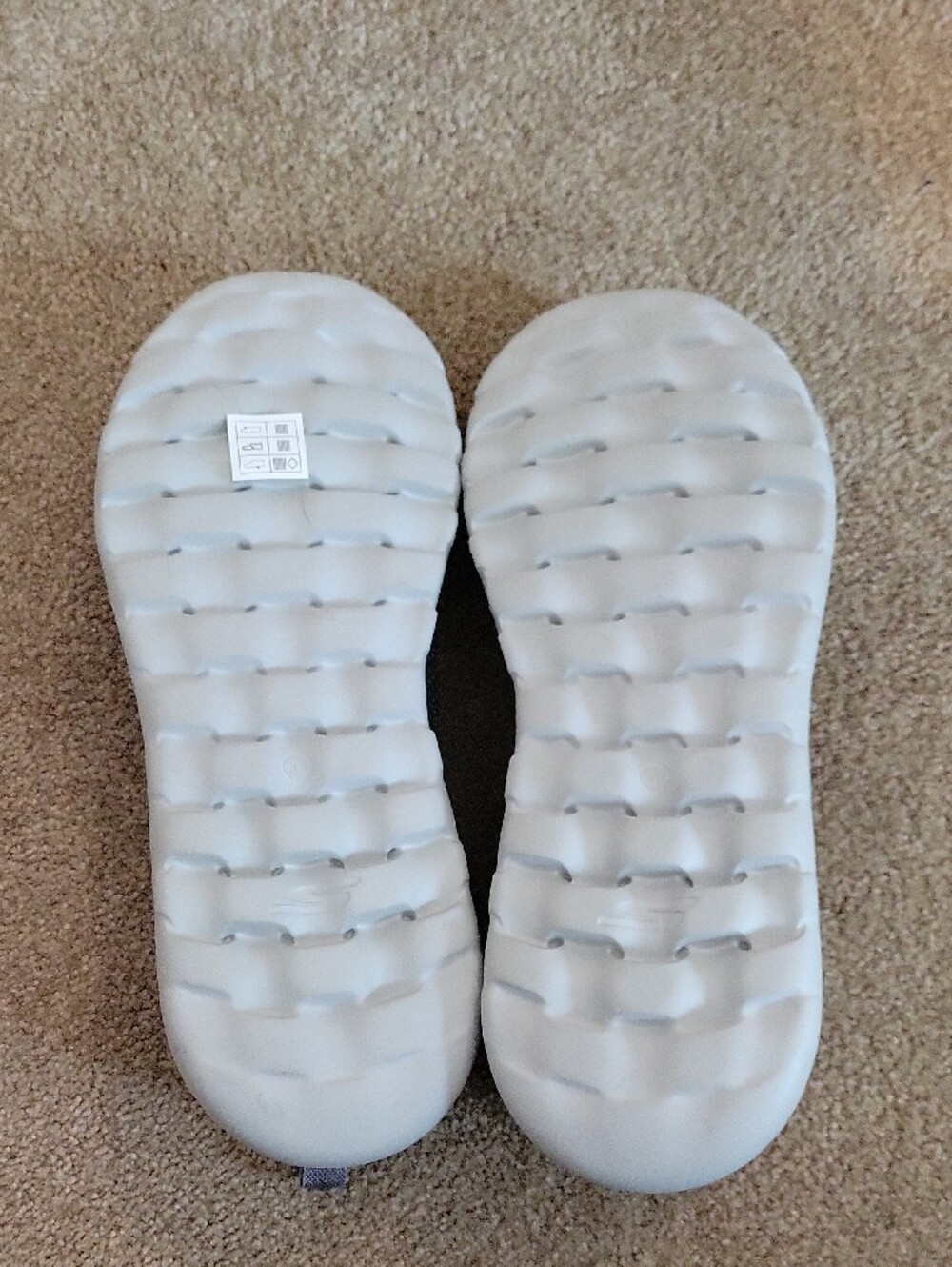 Skechers New Men’s Charcoal Gray Mesh Slip-On Sneakers - 12 X-Wide. - Picture 3 of 5